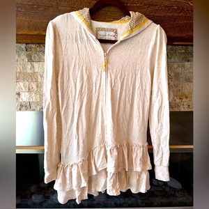 Evy’s Tree Hoodie Wheat Ruffled